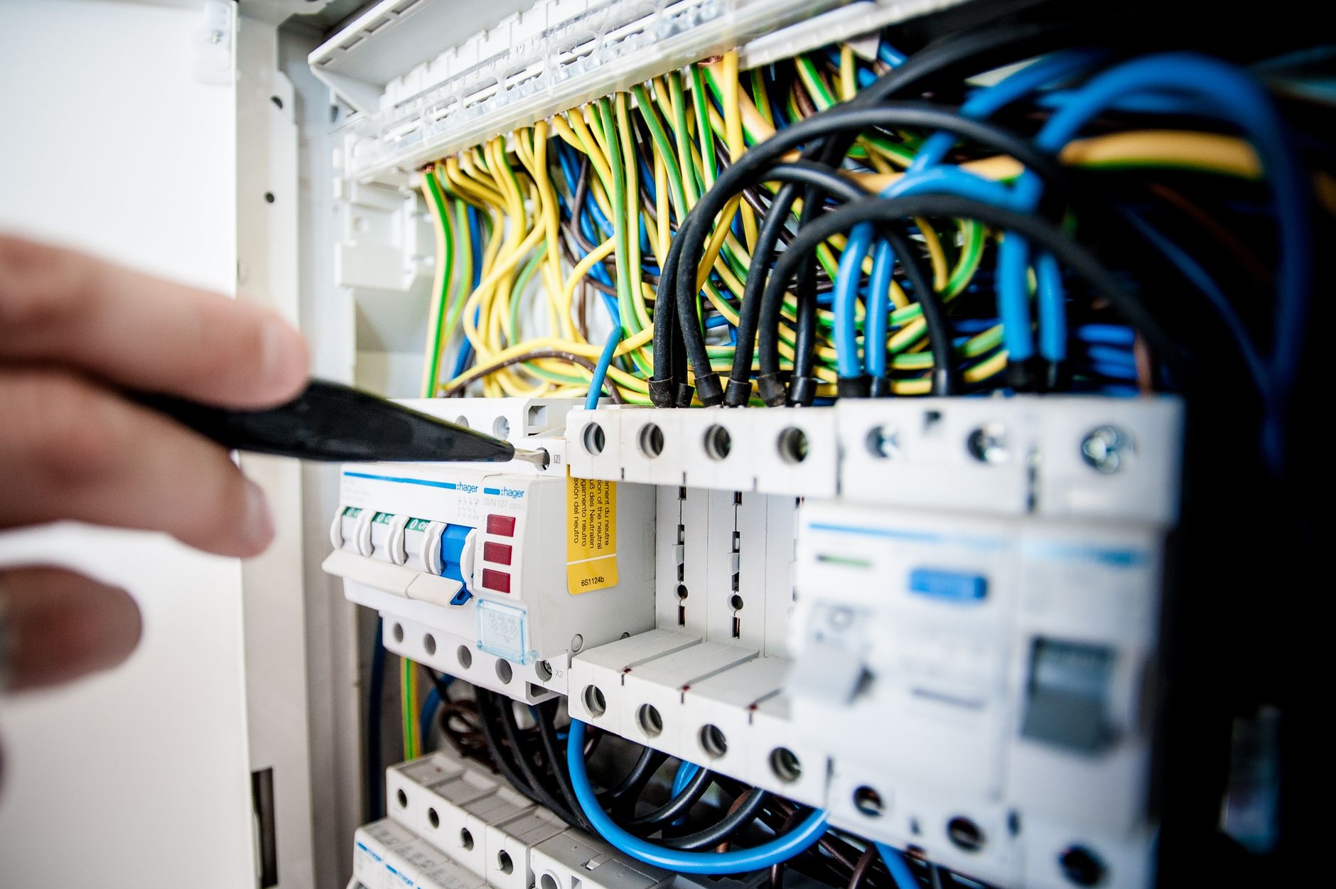 Électricien à Puteaux